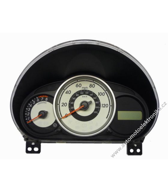 Přístrojová deska Mazda M2 benzin 2009 AS DF880E