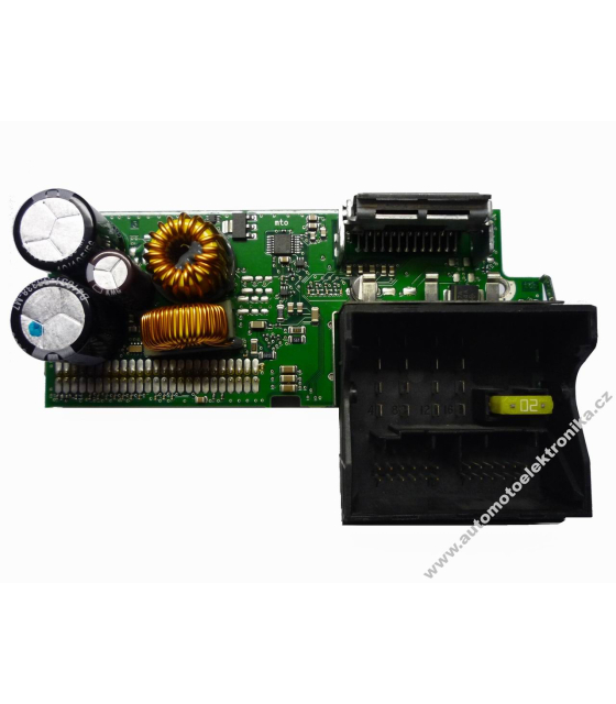 Deska zdroje a  zesilovače  RNS510 a Columbus