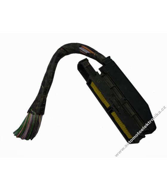 Konektor do řídící jednotky Renault Sirius  a EMS3232