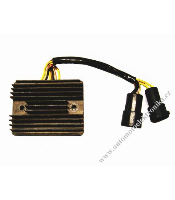 Regulátor dobíjení Kawasaki ZX9-R r.v.2000 SH689