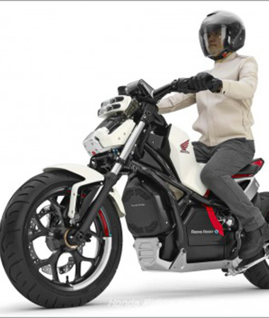 Honda debutuje v Tokiu s konceptem Riding Assist-e